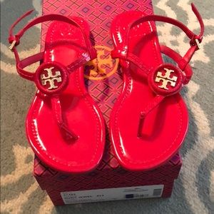 Tory Burch Sandals size 7 with box